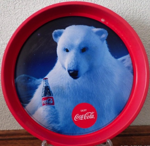 07159D-1 € 6,00 coca cola dienblad 33cm h4 1x ijsbeer.jpeg